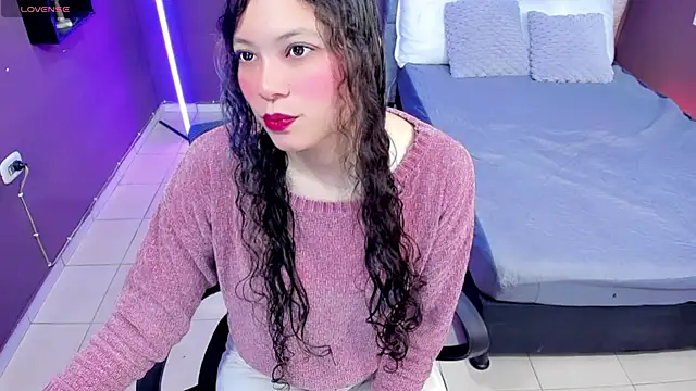 Lana stone  online show from 12-06-24, 03:19