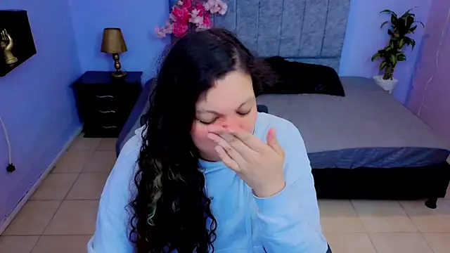 Lana stone  online show from 09-22-25, 03:08