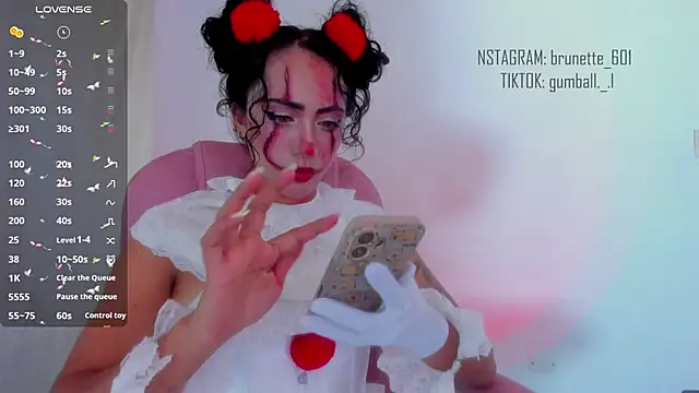 Snapshot of paula_brunette chatting on 10-26-25, 02:50 paula brunette online show from 10-26-25, 02:50