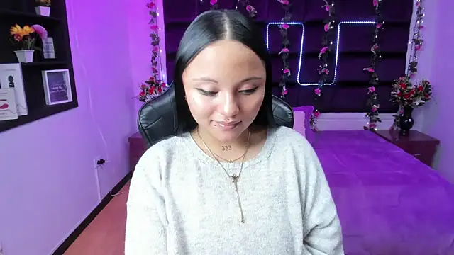 sweelanna   online show from 01-24-25, 06:46