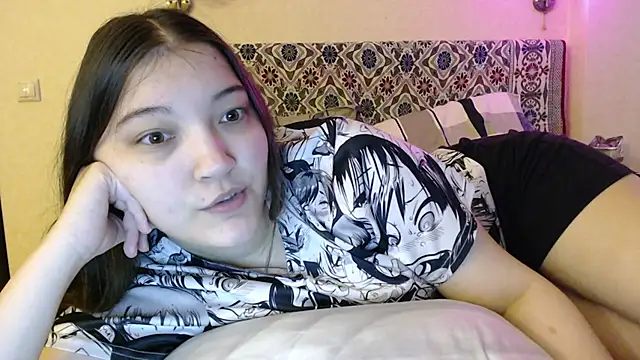 Snapshot of AlisaDevis chatting on 12-08-24, 09:02 AlisaDevis online show from 12-08-24, 09:02