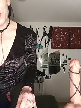 freyamoret online show from 04-23-26, 03:52