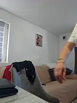 KristenVega online show from 10-28-25, 01:58