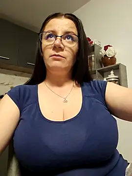 KristenVega online show from 11-07-25, 05:24