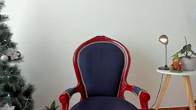 cuddlingbunny online show from 12-10-24, 09:11