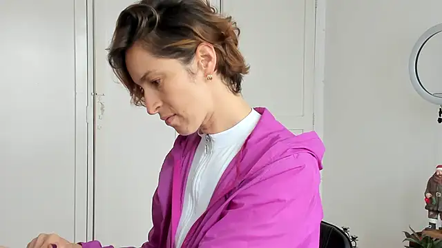 cuddlingbunny online show from 11-29-25, 03:26