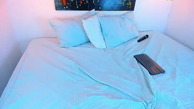 Snapshot of cloe_bridgee chatting on 12-04-24, 09:18 cloe bridgee online show from 12-04-24, 09:18