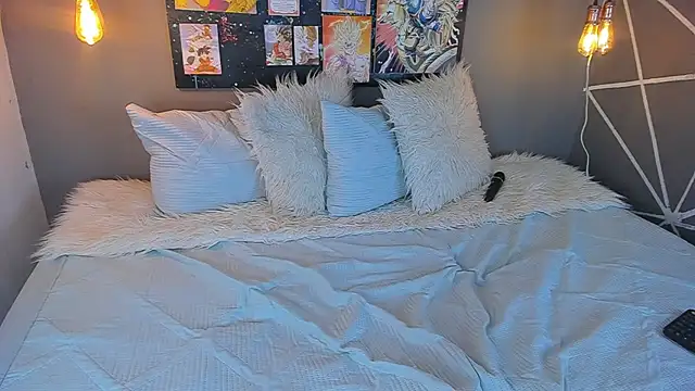 Snapshot of cloe_bridgee chatting on 02-17-25, 03:04 cloe bridgee online show from 02-17-25, 03:04