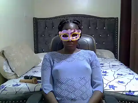 Snapshot of QueenJelly_Sexy chatting on 02-04-25, 02:43 QueenJelly Sexy online show from 02-04-25, 02:43