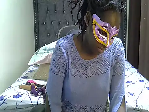 Snapshot of QueenJelly_Sexy chatting on 02-17-25, 10:47 QueenJelly Sexy online show from 02-17-25, 10:47