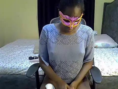 Snapshot of QueenJelly_Sexy chatting on 09-27-25, 02:05 QueenJelly Sexy online show from 09-27-25, 02:05