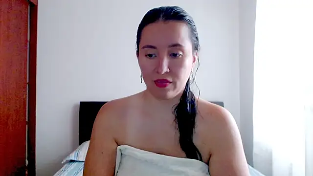 emely sexx20 online show from 11-28-25, 04:42