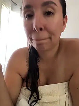 emely sexx20 online show from 02-08-26, 03:48