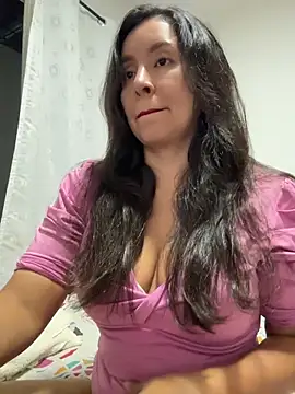 Snapshot of emely_sexx20 chatting on 05-24-26, 12:37 emely sexx20 online show from 05-24-26, 12:37