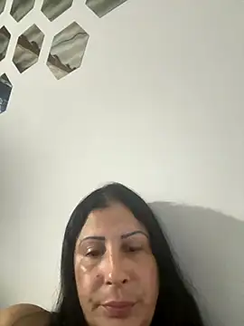 Snapshot of Angelicvill chatting on 10-16-25, 10:27 Angelicvill online show from 10-16-25, 10:27