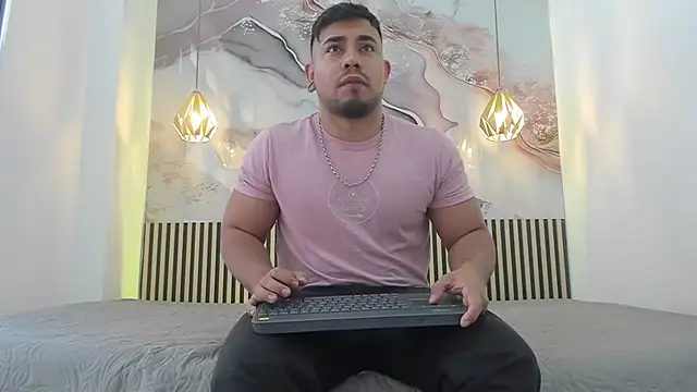 BrianMalonee online show from 11-08-25, 12:38