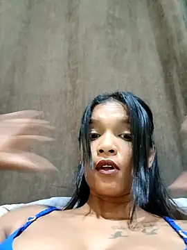 Snapshot of Indianqueen03 chatting on 12-13-24, 06:59 Indianqueen03 online show from 12-13-24, 06:59