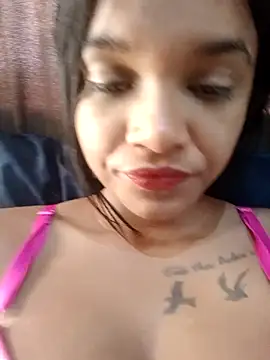 Snapshot of Indianqueen03 chatting on 12-21-24, 05:36 Indianqueen03 online show from 12-21-24, 05:36