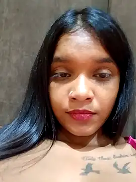 Snapshot of Indianqueen03 chatting on 12-28-24, 07:22 Indianqueen03 online show from 12-28-24, 07:22