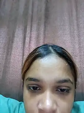 Snapshot of Indianqueen03 chatting on 02-27-25, 01:49 Indianqueen03 online show from 02-27-25, 01:49