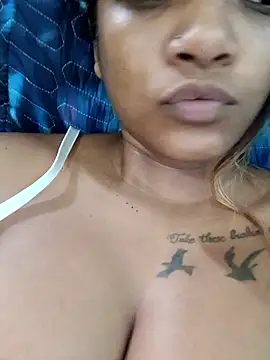 Indianqueen03 online show from 01-09-26, 01:25