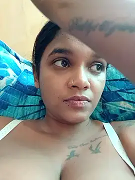 Indianqueen03 online show from 01-14-26, 02:44