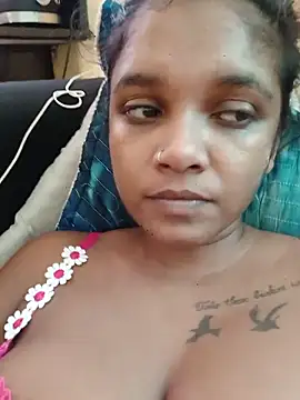 Indianqueen03 online show from 06-10-26, 12:26