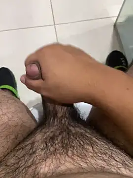 leocardenaz online show from 05-26-26, 03:02