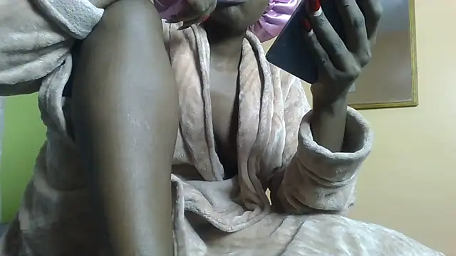 Fine assie online show from 04-17-26, 07:28