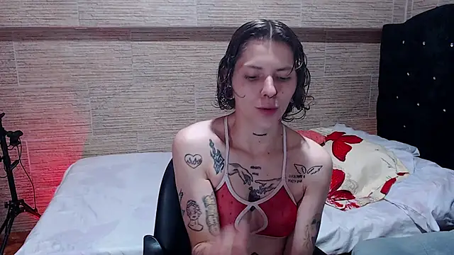 Snapshot of pretty_cristal69 chatting on 11-28-25, 12:19 pretty cristal69 online show from 11-28-25, 12:19