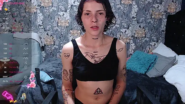 pretty cristal69 online show from 05-25-26, 11:00
