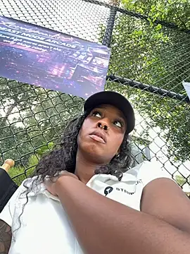 Your Paris online show from 02-25-26, 08:29