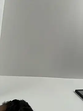 Your Paris online show from 03-04-26, 04:57