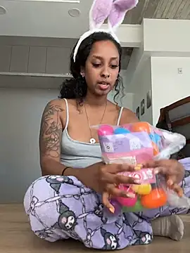 Your Paris online show from 04-03-26, 07:56