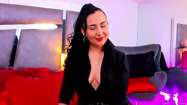 Evangeline Taylorr online show from 02-28-25, 08:07