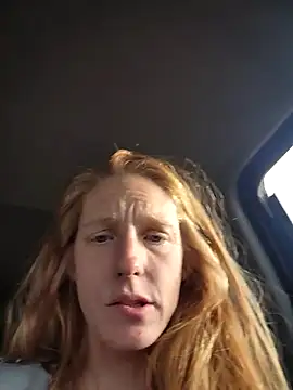 Madame Monroe online show from 12-22-25, 05:32