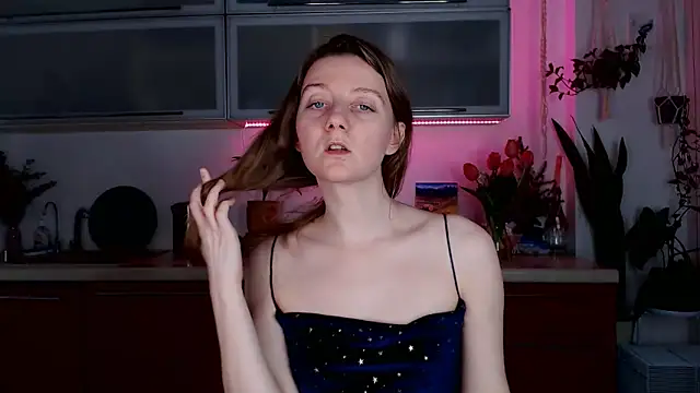 Elly Helly online show from 01-15-25, 08:37