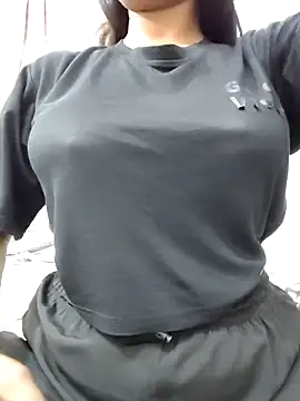 Snapshot of MohiniHott chatting on 10-26-25, 05:35 MohiniHott online show from 10-26-25, 05:35