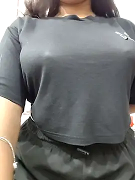 Snapshot of MohiniHott chatting on 11-23-25, 05:51 MohiniHott online show from 11-23-25, 05:51