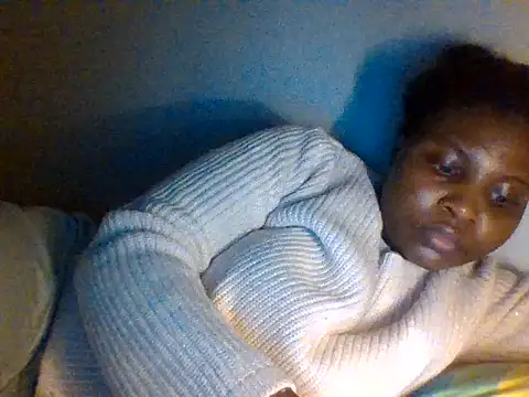queenzuena online show from 06-25-26, 11:09