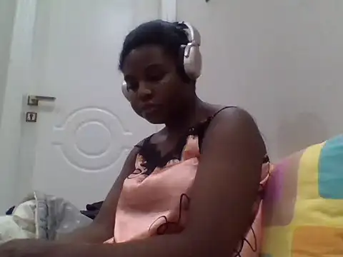 queenzuena online show from 07-01-26, 09:58