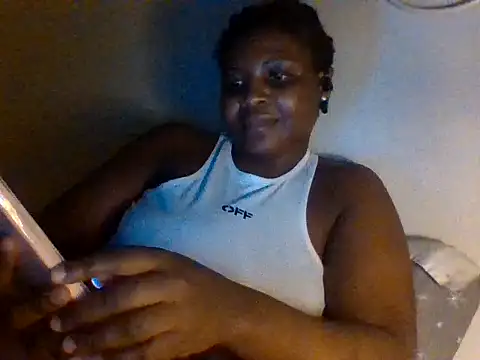 queenzuena online show from 07-31-26, 09:36