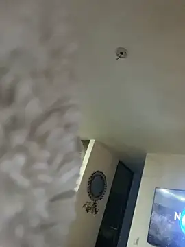 Snapshot of Leyna_liu chatting on 12-04-24, 03:59 Leyna liu online show from 12-04-24, 03:59