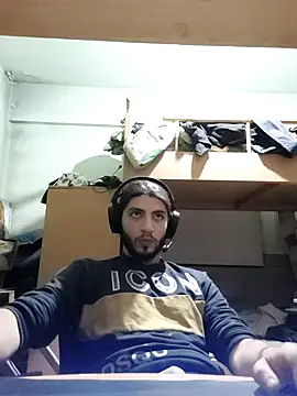 kleineid77 online show from 11-19-25, 05:46