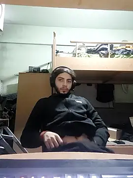 kleineid77 online show from 01-10-26, 04:53