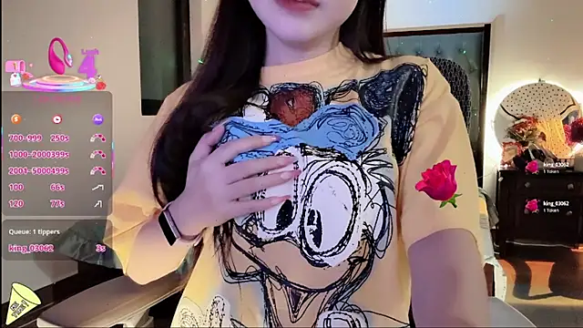 Berrysweet 68 online show from 10-24-25, 10:17