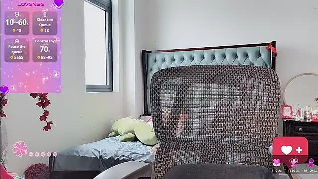 Berrysweet 68 online show from 04-24-26, 05:32