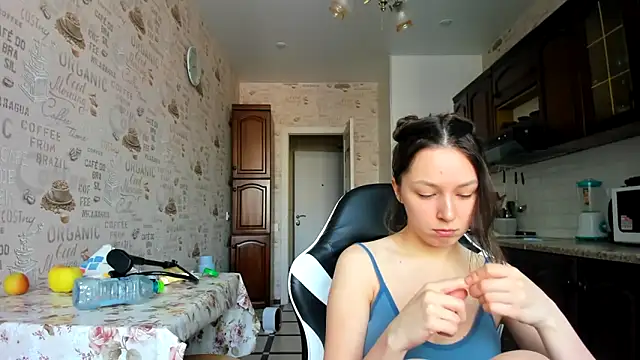 Adela Vetta online show from 03-01-25, 10:13