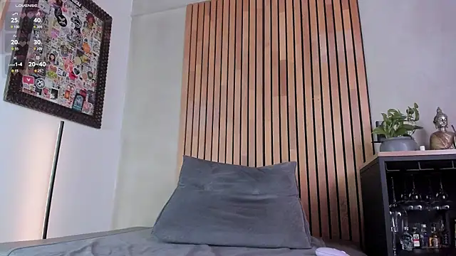 honeyhot69   online show from 04-13-26, 11:48