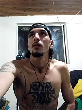 Snapshot of elgoguexxx chatting on 11-23-25, 04:56 elgoguexxx online show from 11-23-25, 04:56